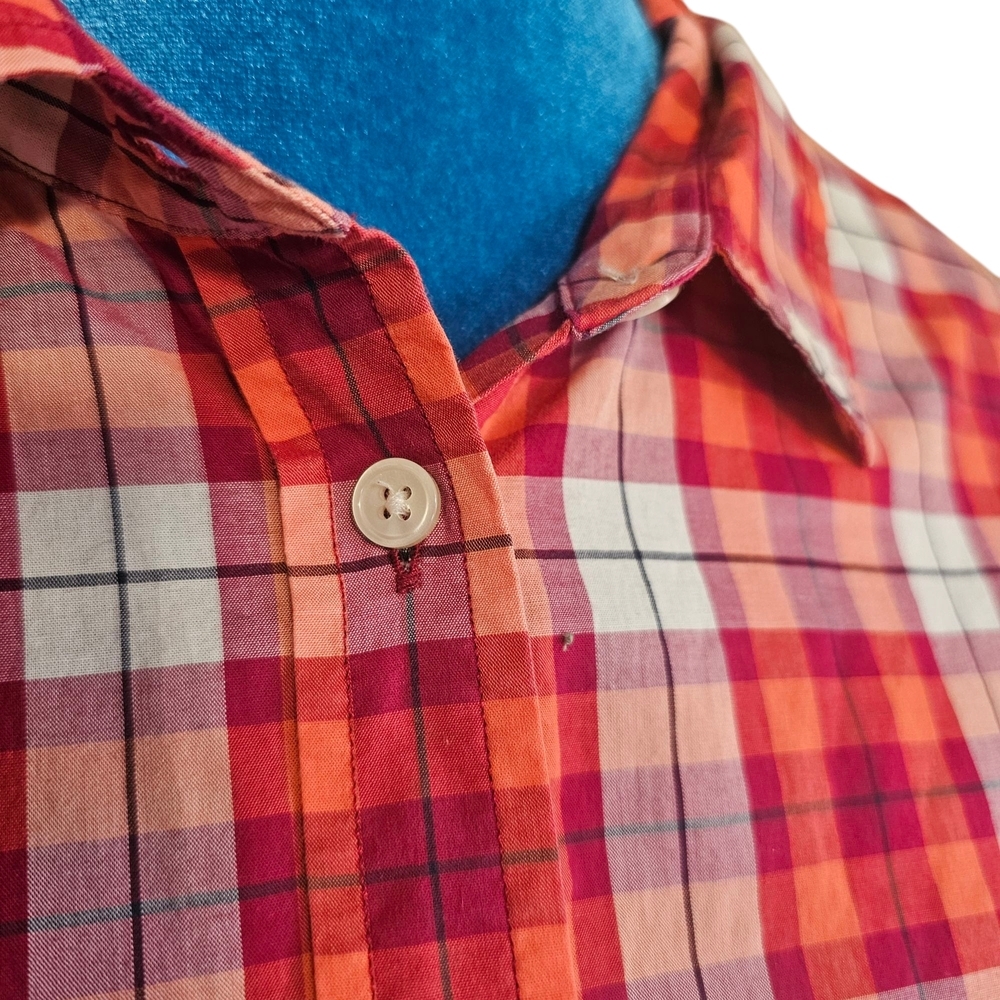Banana Republic XL Women's Plaid Button Down Shirt - Picture 4 of 5